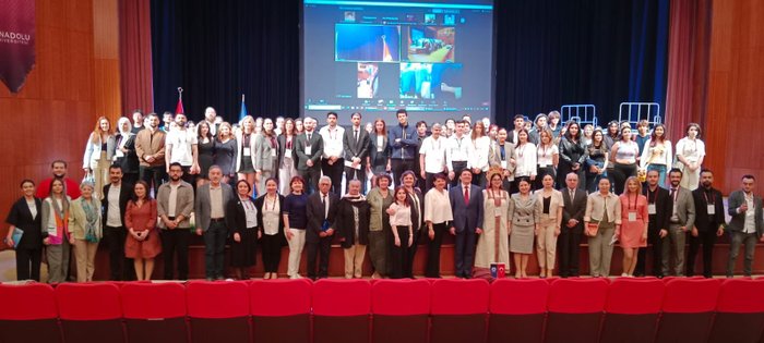 Участники конференции в университете Анадолу (Турция)